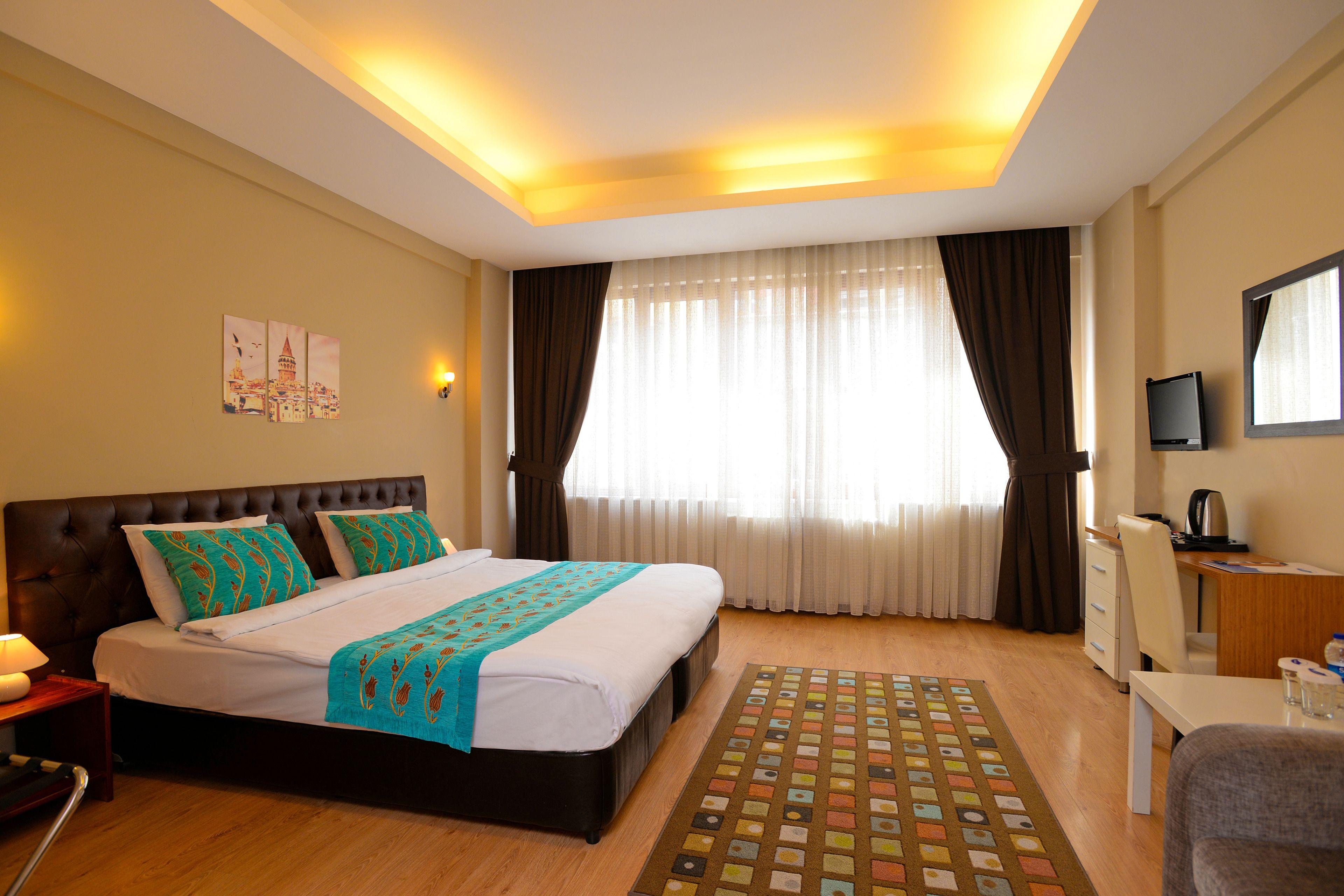 Retropera Hotel — Photos 2